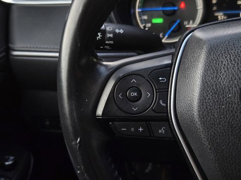 Certified 2021 Toyota Venza XLE image 20