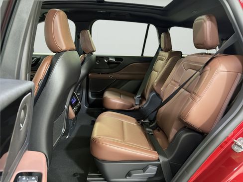 New 2026 Lincoln Aviator Reserve RWD image 25