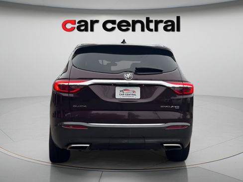 Used 2018 Buick Enclave Essence AWD/4WD image 4
