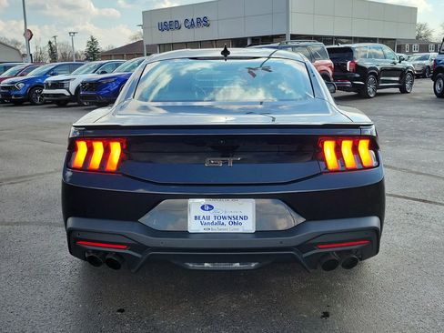 Used 2025 Ford Mustang GT Premium image 5