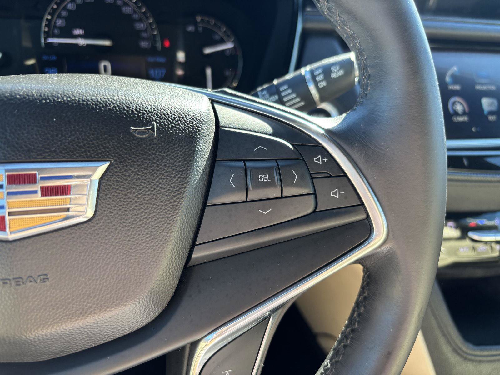 Used 2018 Cadillac XT5 FWD w/ LPO, Wheel Lock Package image 20
