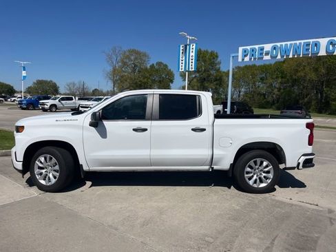 Used 2021 Chevrolet Silverado 1500 Custom w/ Safety Confidence Package image 3
