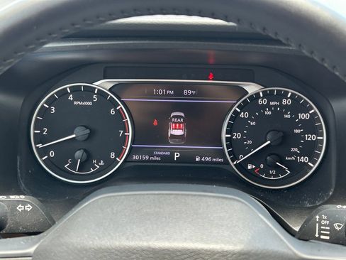 Used 2025 Nissan Rogue SV FWD image 28