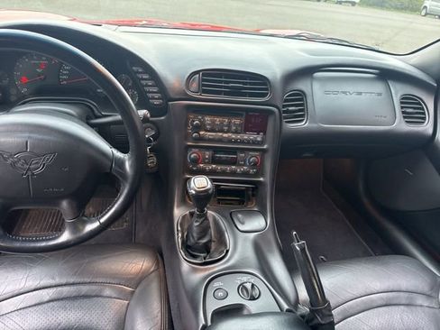 Used 1999 Chevrolet Corvette Convertible image 10