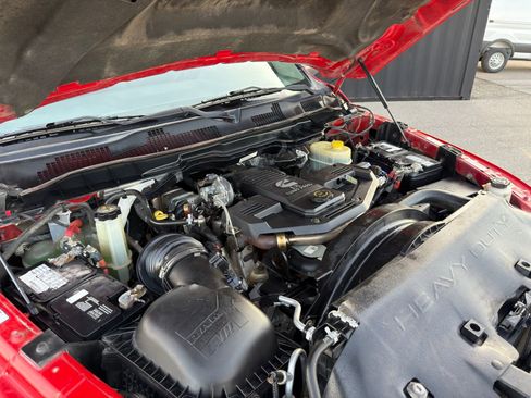 Used 2017 RAM 3500 Tradesman w/ Chrome Appearance Group image 36