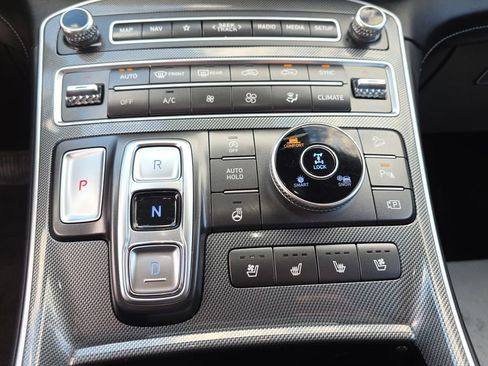 Used 2023 Hyundai Santa Fe Limited image 29