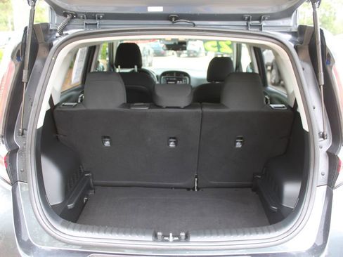 Certified 2025 Kia Soul LX FWD image 10