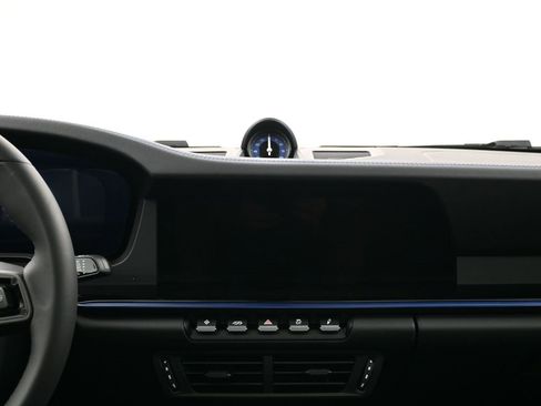 Used 2025 Porsche 911 Carrera T image 9