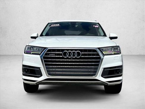 Used 2018 Audi Q7 3.0T Prestige AWD/4WD image 3