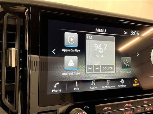 Used 2025 Nissan Frontier PRO-4X w/ Pro Convenience Package image 36