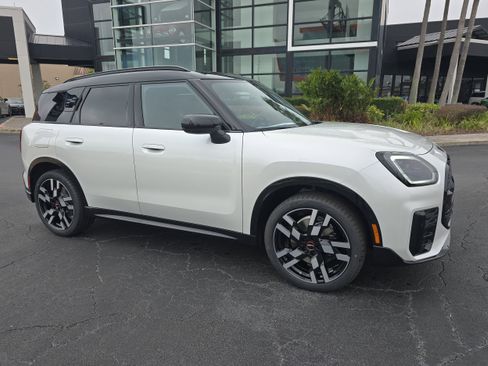 New 2026 MINI Cooper Countryman S w/ Comfort Package Max image 2