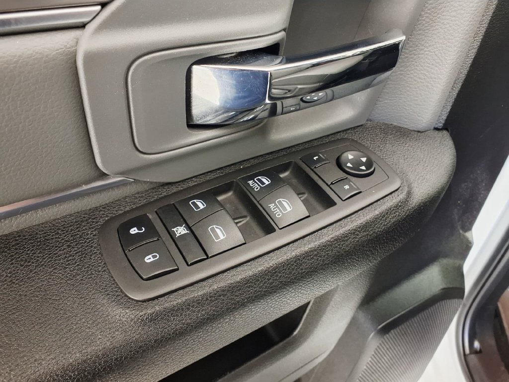 Used 2023 RAM 1500 Classic SLT w/ Electronics Group AWD/4WD image 15