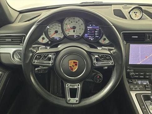 Used 2017 Porsche 911 Carrera 4S image 30