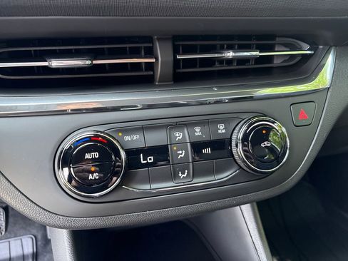New 2026 Buick Envista Preferred FWD image 18