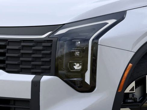 New 2026 Kia Sportage LX image 10