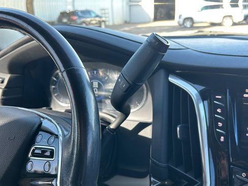 Used 2020 Cadillac Escalade ESV Luxury image 21
