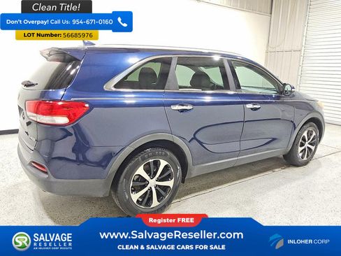 Used 2018 Kia Sorento EX FWD image 4