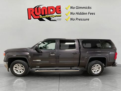 Used 2015 GMC Sierra 1500 SLE w/ SLE Value Package AWD/4WD image 3