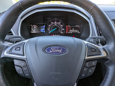 Used 2015 Ford Edge SEL w/ Equipment Group 201A image 22