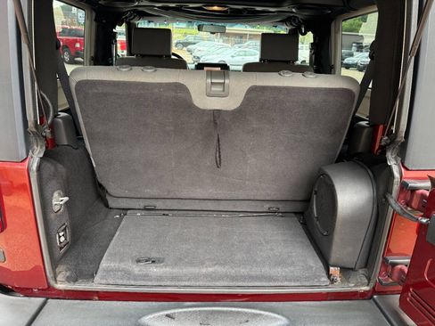 Used 2009 Jeep Wrangler Rubicon w/ Dual Top Group AWD/4WD image 14