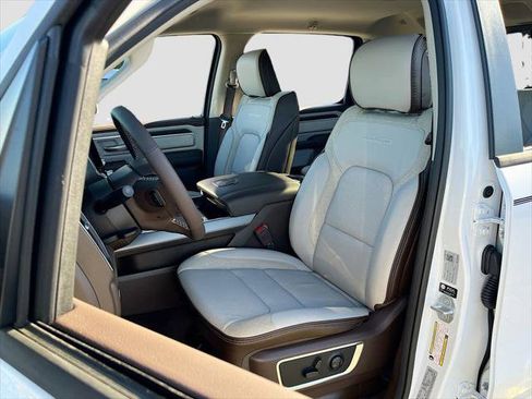 Certified 2026 RAM 1500 Laramie AWD/4WD image 22