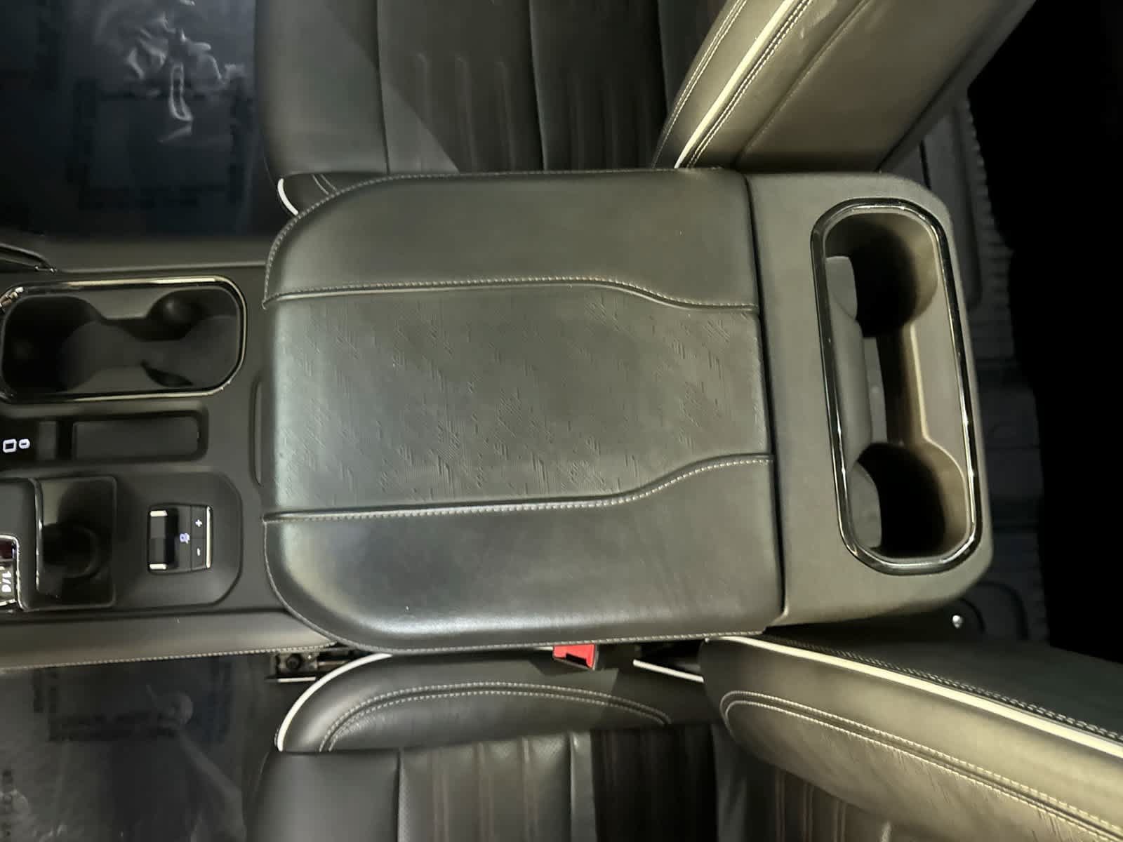 Used 2023 GMC Sierra 1500 AT4X AWD/4WD image 33