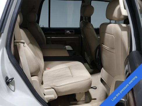 Used 2006 Lincoln Navigator Luxury AWD/4WD image 7