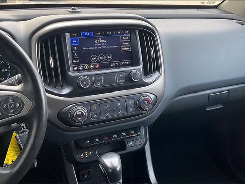 Used 2022 Chevrolet Colorado Z71 image 6