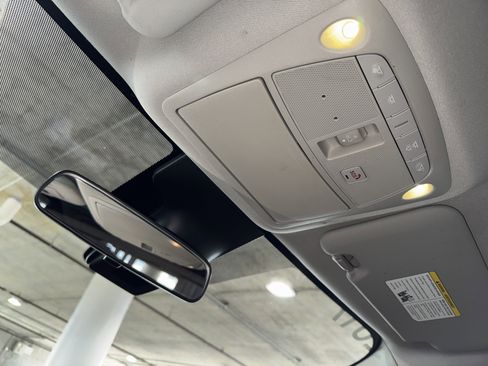 Used 2017 Nissan Rogue Sport SL w/ SL Premium Package image 31