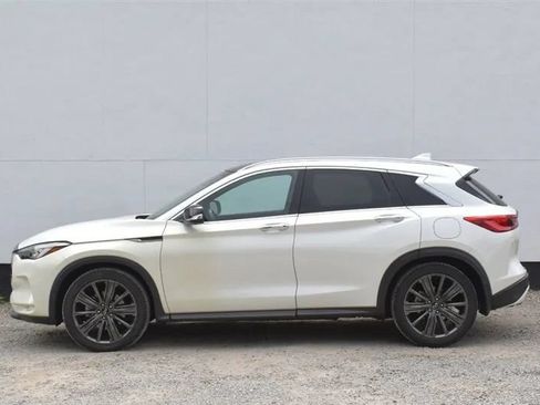 Used 2020 INFINITI QX50 Essential w/ Edition 30 Package AWD/4WD image 9