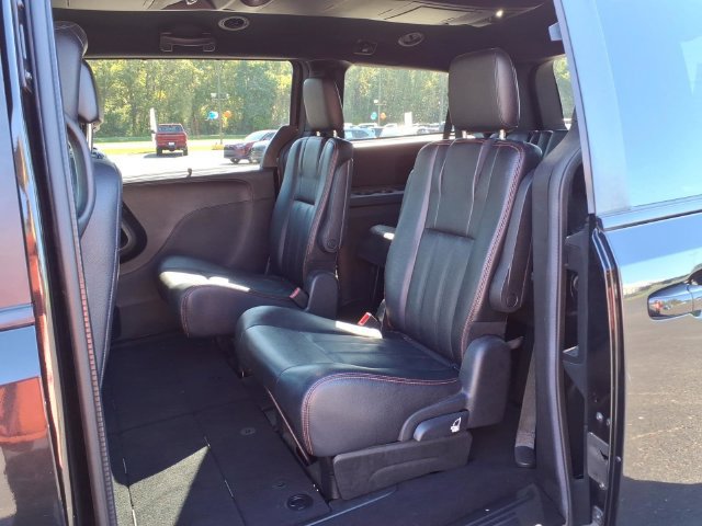 Used 2019 Dodge Grand Caravan GT FWD image 27
