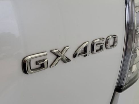 Used 2023 Lexus GX 460 Premium w/ Premium Package AWD/4WD image 9