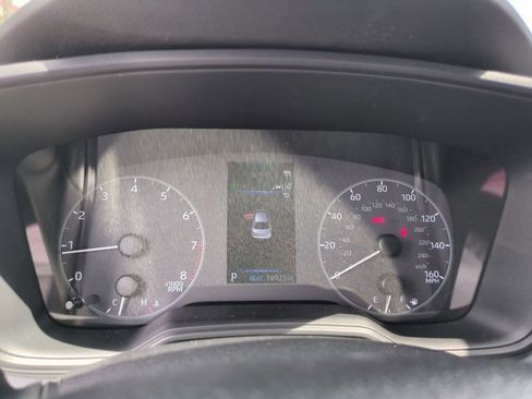 Certified 2025 Toyota Corolla SE FWD image 11