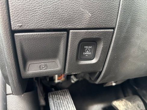 New 2025 RAM 2500 Tradesman image 28