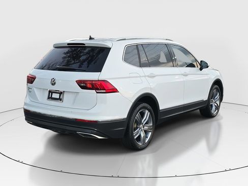 Used 2020 Volkswagen Tiguan SEL image 5