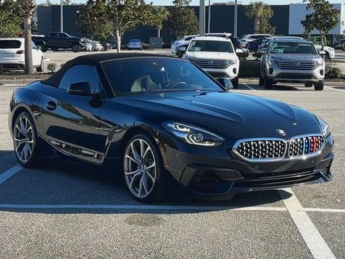 Used 2020 BMW Z4 sDrive30i w/ Premium Package image 2