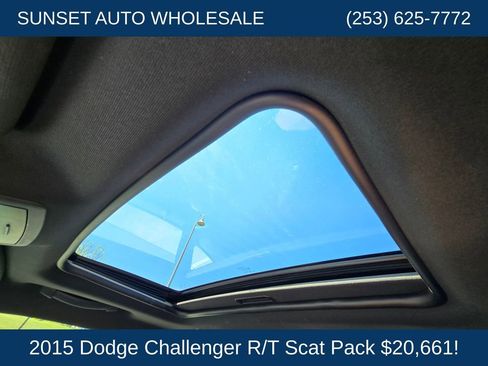Used 2015 Dodge Challenger R/T Scat Pack w/ Leather Interior Group RWD image 40