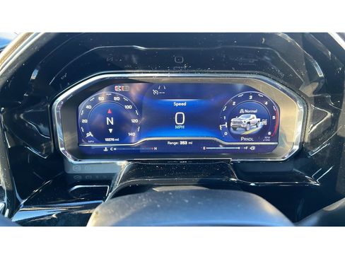 Certified 2025 Chevrolet Silverado 2500 LT w/ Convenience Package image 14