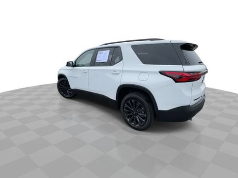 Used 2023 Chevrolet Traverse RS w/ LPO, Floor Liner Package AWD/4WD image 6