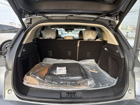 New 2026 Lincoln Corsair Premiere image 12