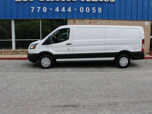 Used 2019 Ford Transit 250 148 Low Roof RWD image 39