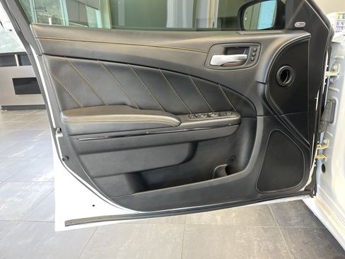 Used 2022 Dodge Charger Scat Pack RWD image 14