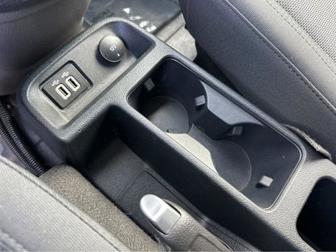 Used 2020 Ford Transit Connect XL image 27