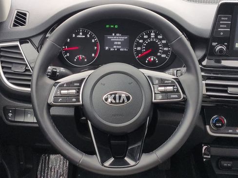 Used 2021 Kia Seltos EX image 24