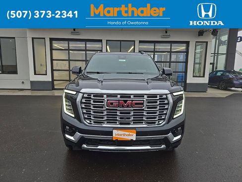 Used 2025 GMC Yukon XL Denali image 8