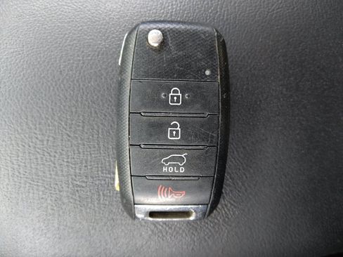 Used 2017 Kia Soul FWD image 32