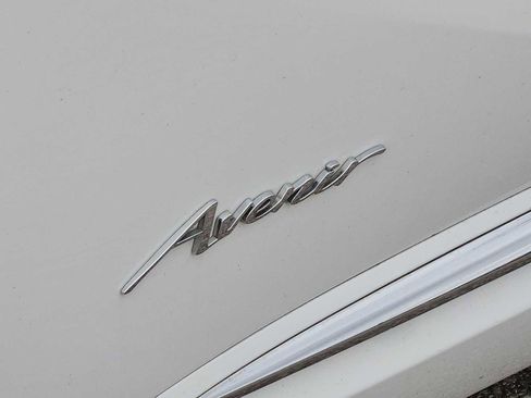 Certified 2021 Buick Envision Avenir w/ Technology Package II image 12