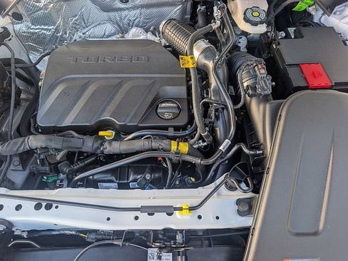 New 2026 Chevrolet Trax RS image 4