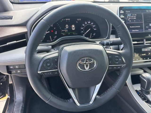 Used 2020 Toyota Avalon XLE FWD image 21