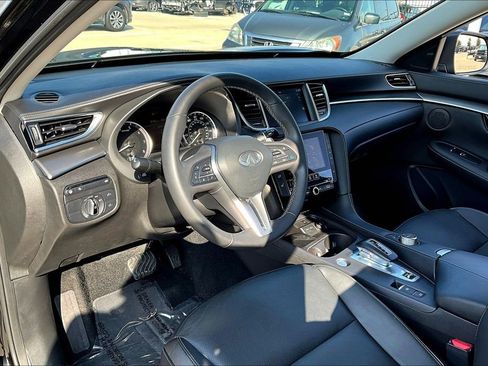 Certified 2024 INFINITI QX50 Luxe image 17